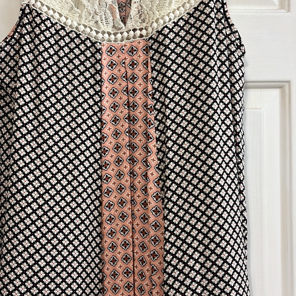Womens dress.  EUC. Smoke free home work 2x.    Size S - Picture 5 of 6